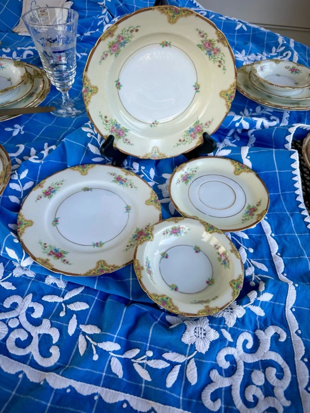 Cottagecore Vintage Romantic China Place Setting Floral Gold Rim Germany